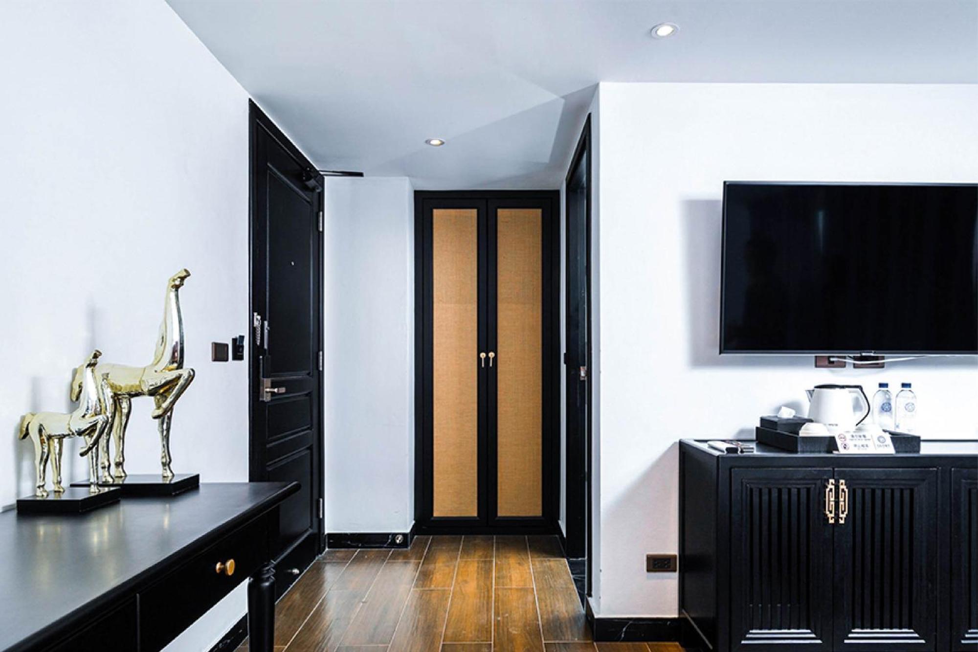 Glory Boutique Suites 清迈古城荣耀精品酒店 Τσιάνγκ Μάι Εξωτερικό φωτογραφία