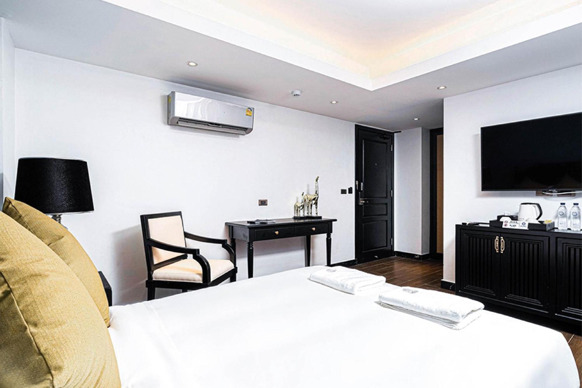 Glory Boutique Suites 清迈古城荣耀精品酒店 Τσιάνγκ Μάι Εξωτερικό φωτογραφία