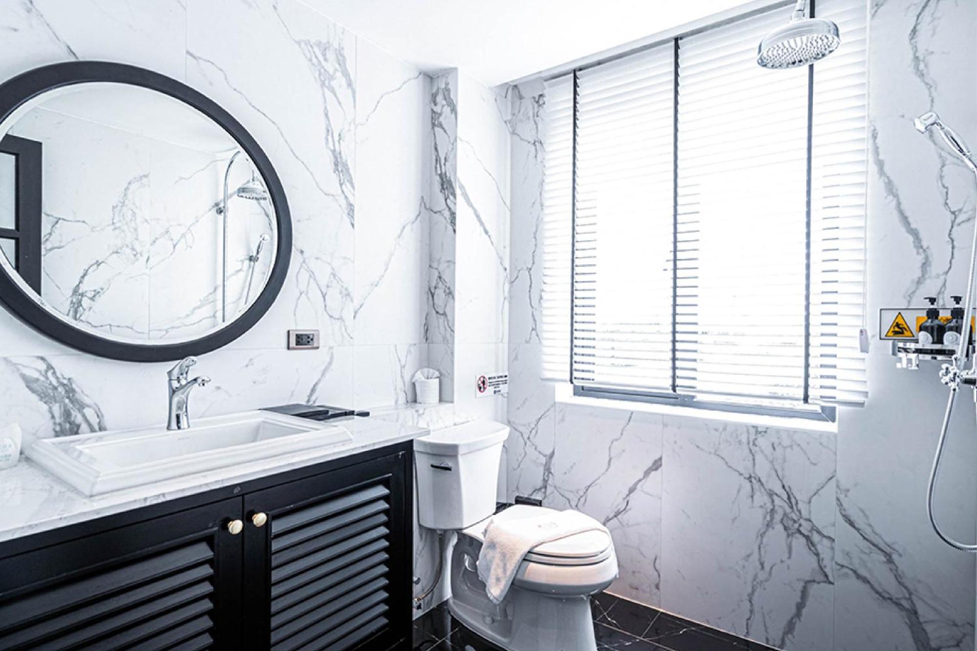 Glory Boutique Suites 清迈古城荣耀精品酒店 Τσιάνγκ Μάι Εξωτερικό φωτογραφία